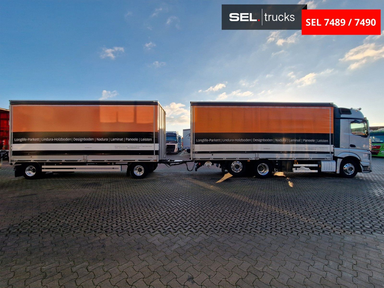 Mercedes-Benz Actros 2545 / Retarder / Alukappen / Standklima - Тентованный грузовик: фото 4 Mercedes-Benz Actros 2545 / Retarder / Alukappen / Standklima - Тентованный грузовик: фото 4