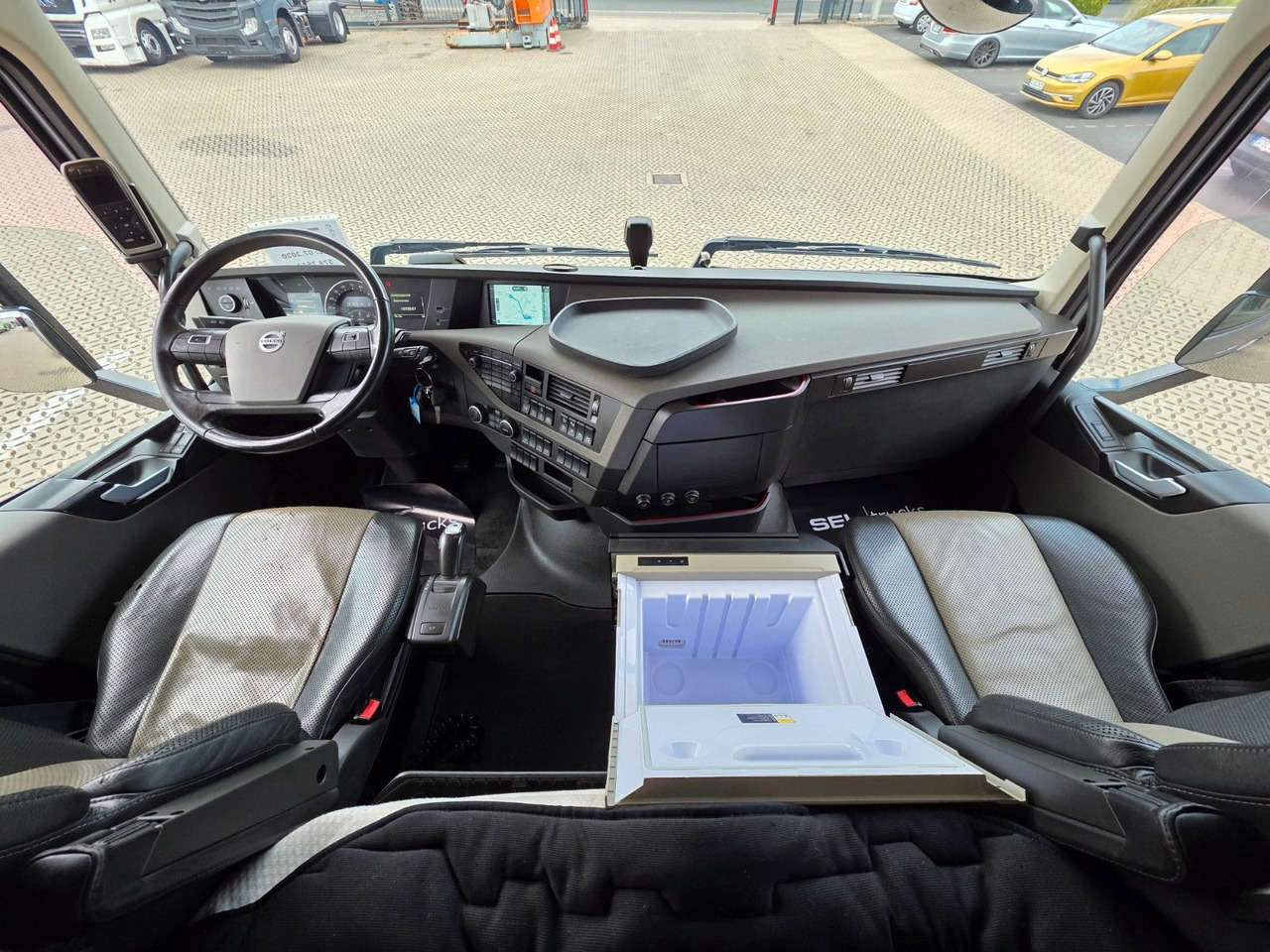 Тягач Volvo FH 540 / Retarder / Standklima / TV / 6D: фото 18