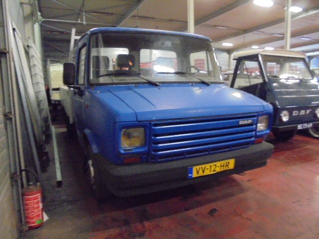 DAF 400 400 - Грузовик бортовой/ Платформа: фото 3 DAF 400 400 - Грузовик бортовой/ Платформа: фото 3