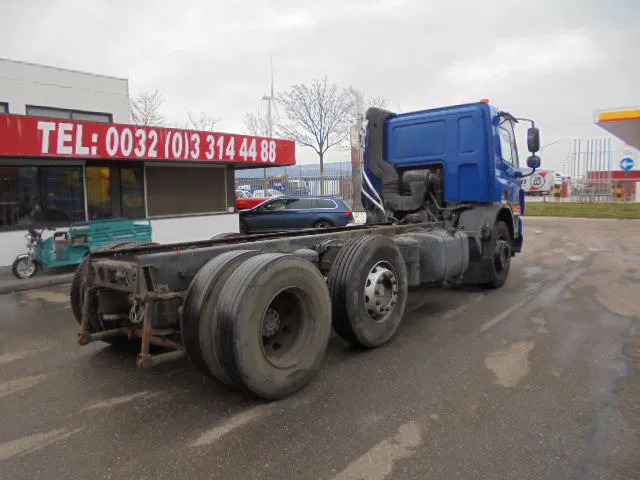 DAF CF 75.250 6X2 - Грузовик-шасси: фото 4 DAF CF 75.250 6X2 - Грузовик-шасси: фото 4