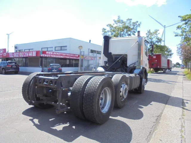 DAF CF 75.250 FAG 250 6X2 - Грузовик с закрытым кузовом: фото 4 DAF CF 75.250 FAG 250 6X2 - Грузовик с закрытым кузовом: фото 4