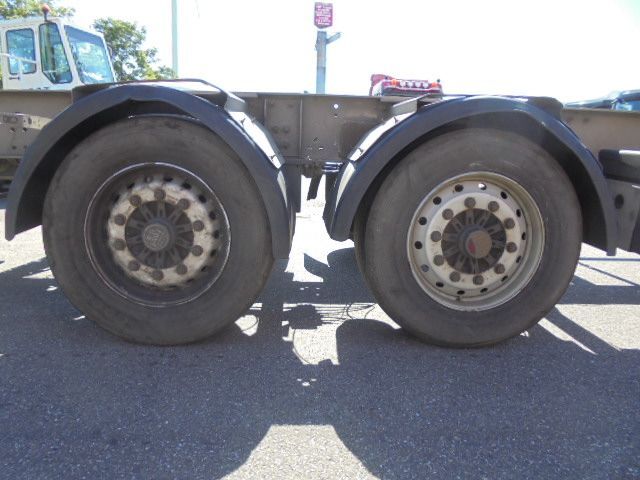 FREJAT DEC 18 WB - Прицеп-контейнеровоз/ Сменный кузов: фото 5 FREJAT DEC 18 WB - Прицеп-контейнеровоз/ Сменный кузов: фото 5