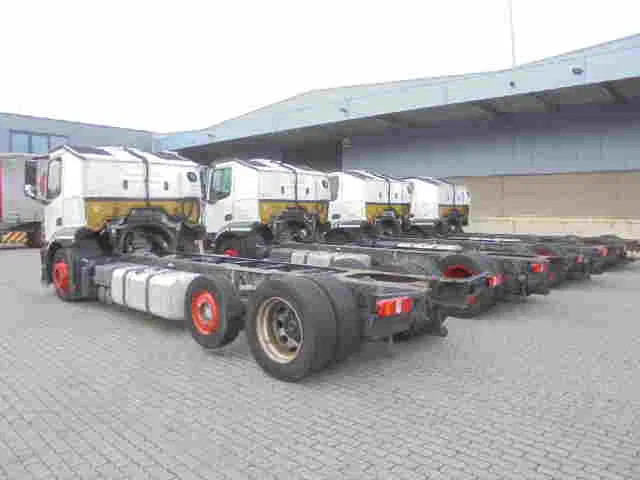 Mercedes-Benz Actros 2340 LL 6X2 KASSBOHRER - Грузовик: фото 5 Mercedes-Benz Actros 2340 LL 6X2 KASSBOHRER - Грузовик: фото 5