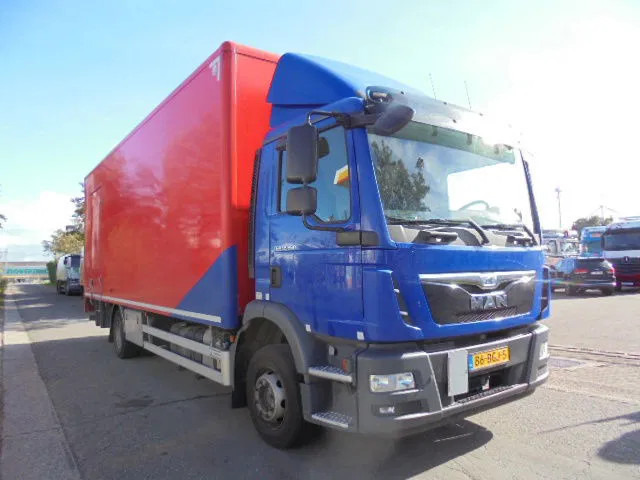 MAN TGM 12.250 - Грузовик с закрытым кузовом: фото 3 MAN TGM 12.250 - Грузовик с закрытым кузовом: фото 3