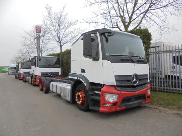 Mercedes-Benz Actros 2340 LL - Автовоз: фото 1 Mercedes-Benz Actros 2340 LL - Автовоз: фото 1