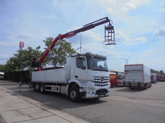 Mercedes-Benz Arocs 2545 + RETARDER 6X2 NEW /DEMO - Автоманипулятор: фото 2 Mercedes-Benz Arocs 2545 + RETARDER 6X2 NEW /DEMO - Автоманипулятор: фото 2