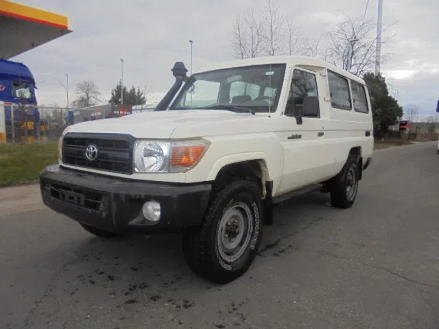 Toyota Land Cruiser HZJ78L 4WD EXPORT OUT EU ONLY - Внедорожник: фото 1 Toyota Land Cruiser HZJ78L 4WD EXPORT OUT EU ONLY - Внедорожник: фото 1