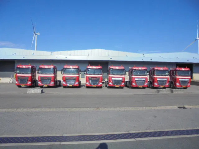DAF XF 440 6X2 NL TRUCK 15X IN STOCK - Тягач: фото 2 DAF XF 440 6X2 NL TRUCK 15X IN STOCK - Тягач: фото 2