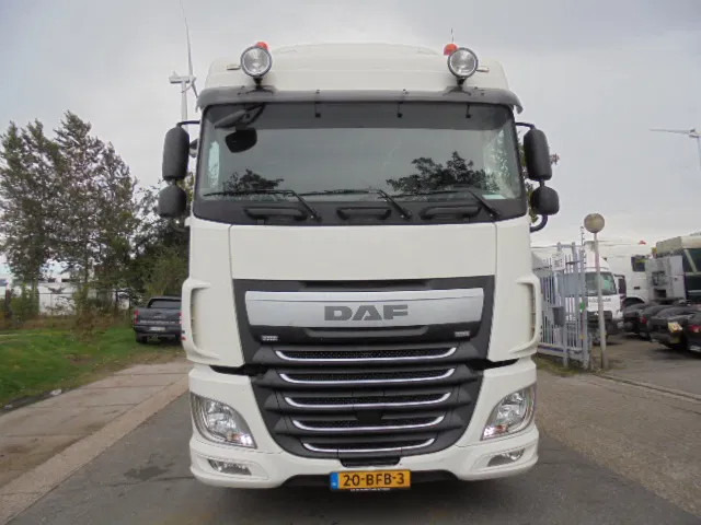 DAF XF 440 - Тягач: фото 2 DAF XF 440 - Тягач: фото 2