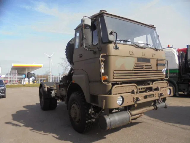 DAF YA YTV 2300 4X4 +WSK - Тягач: фото 3 DAF YA YTV 2300 4X4 +WSK - Тягач: фото 3