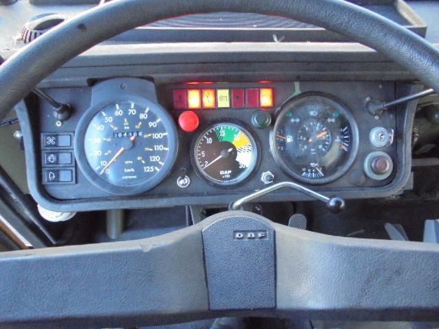 DAF YA YTV 2300 4X4 +WSK - Тягач: фото 5 DAF YA YTV 2300 4X4 +WSK - Тягач: фото 5