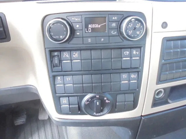 Тягач MAN TGX 26.500 XXL TUV APK 03-26 NL TRUCK 16X IN STOCK: фото 11 Тягач MAN TGX 26.500 XXL TUV APK 03-26 NL TRUCK 16X IN STOCK: фото 11