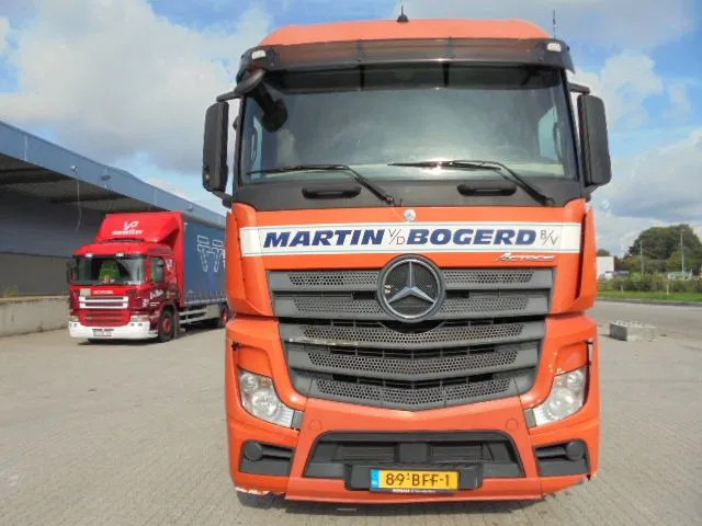 Mercedes-Benz Actros 1840 - Тягач: фото 4 Mercedes-Benz Actros 1840 - Тягач: фото 4