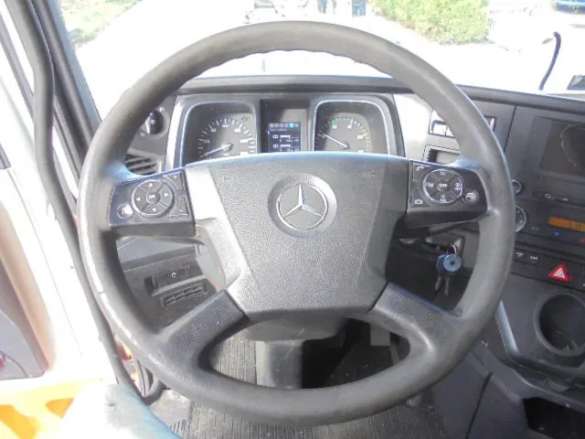Тягач Mercedes-Benz Actros 1842 LS ENGINE NOT OK: фото 11