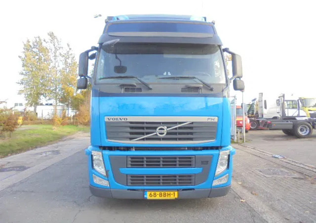 Volvo FH 420 6X2 NL TRUCK - Тентованный грузовик: фото 2 Volvo FH 420 6X2 NL TRUCK - Тентованный грузовик: фото 2