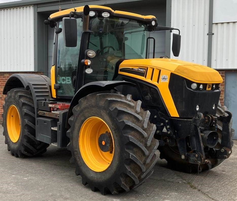 JCB 4220 Fastrac - Трактор: фото 1 JCB 4220 Fastrac - Трактор: фото 1
