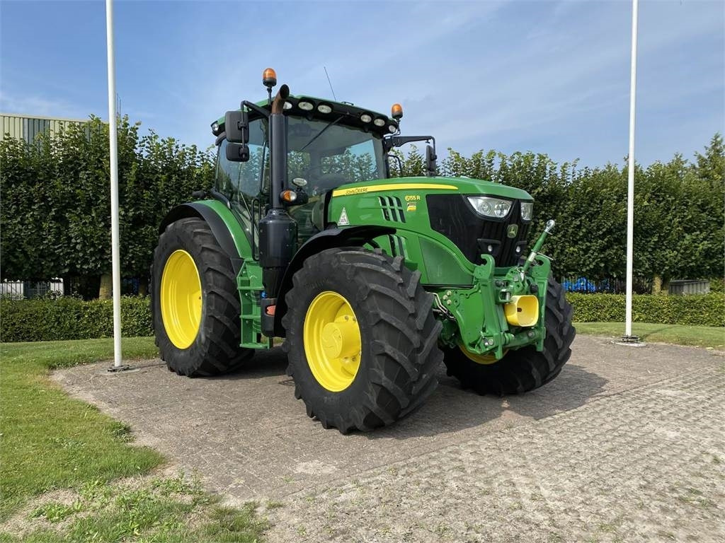 John Deere 6155R - Трактор: фото 2 John Deere 6155R - Трактор: фото 2