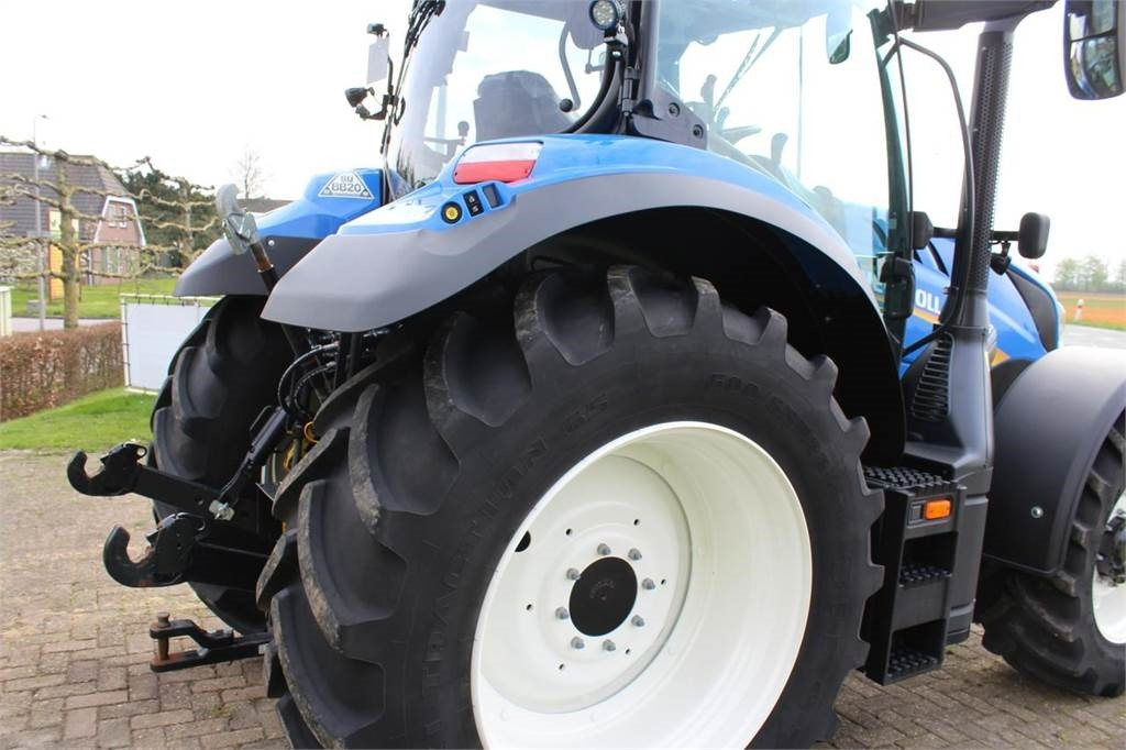 New Holland T6.155 - Трактор: фото 5 New Holland T6.155 - Трактор: фото 5