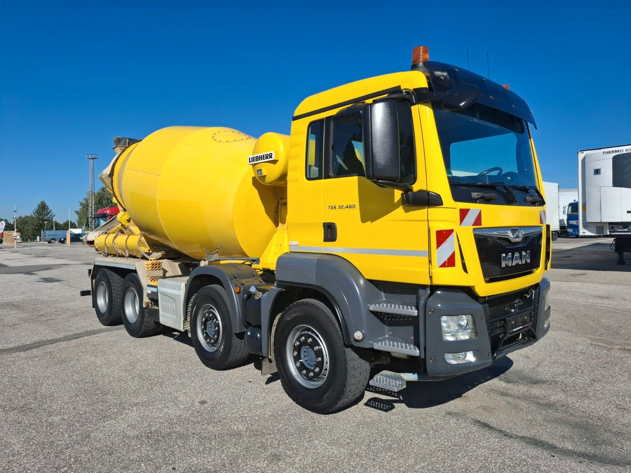 MAN TGS 32.460 8X4 BB Liebherr 9 m³ - Автобетоносмеситель: фото 4 MAN TGS 32.460 8X4 BB Liebherr 9 m³ - Автобетоносмеситель: фото 4