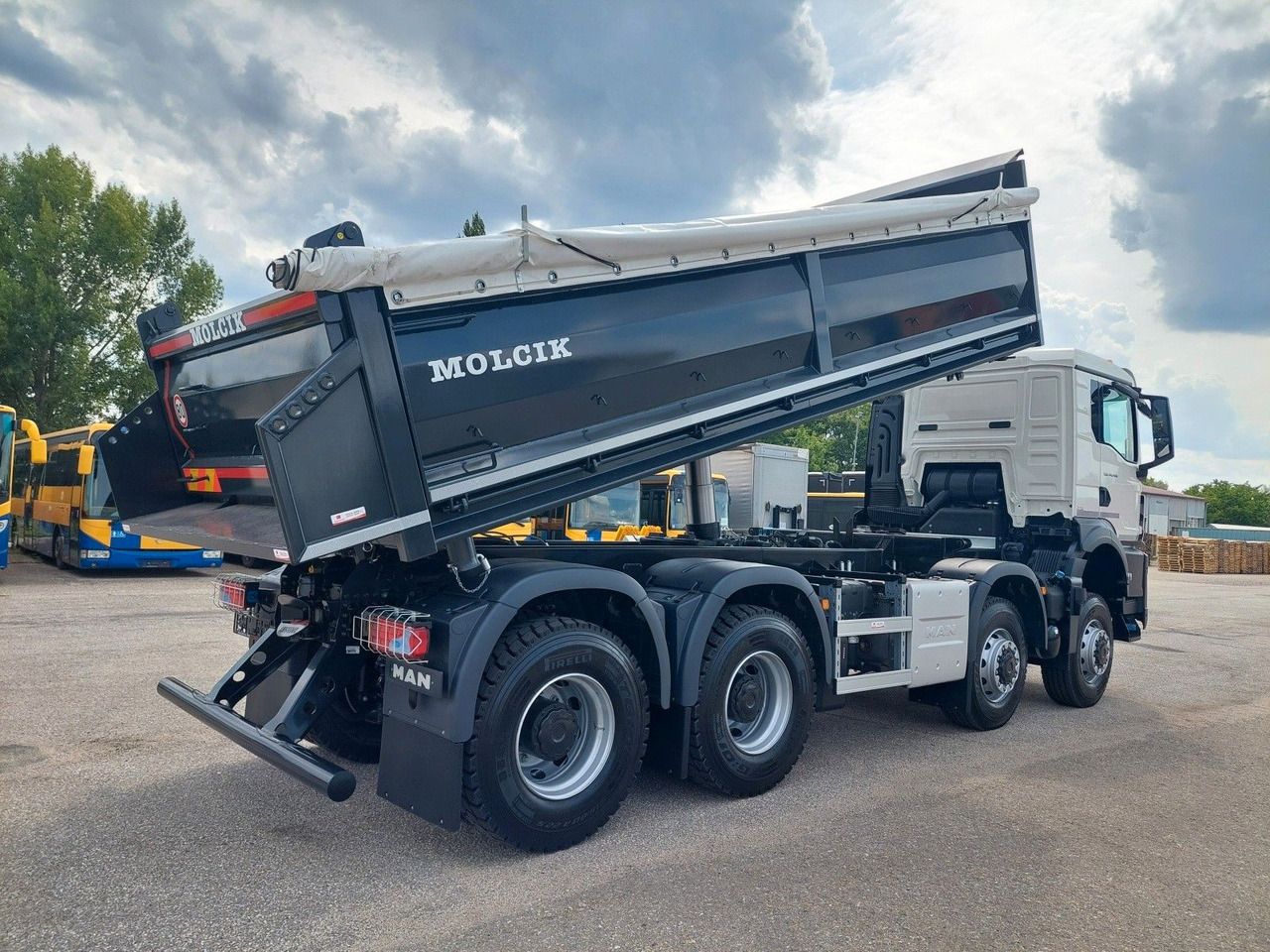 MAN TGS 41.520 8X6 BB CH - Самосвал: фото 4 MAN TGS 41.520 8X6 BB CH - Самосвал: фото 4