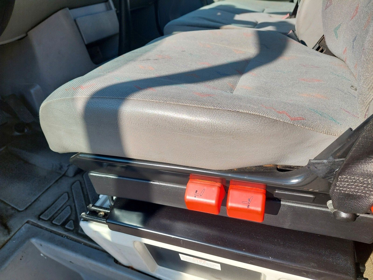 Фургон с закрытым кузовом Volkswagen LT Kasten-Kombi 35 L2H2 Hochraum: фото 31 Фургон с закрытым кузовом Volkswagen LT Kasten-Kombi 35 L2H2 Hochraum: фото 31