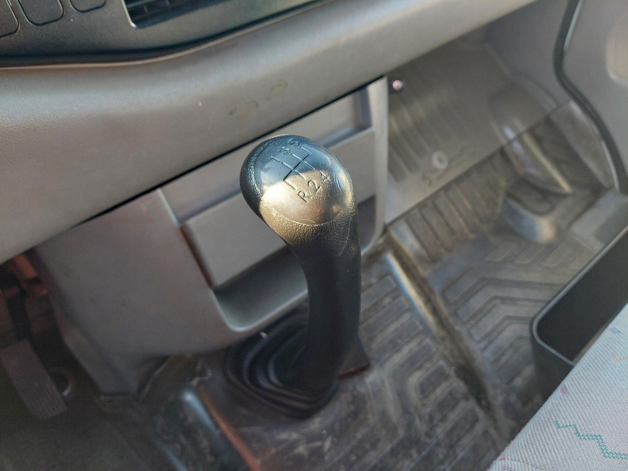 Фургон с закрытым кузовом Volkswagen LT Kasten-Kombi 35 L2H2 Hochraum: фото 28 Фургон с закрытым кузовом Volkswagen LT Kasten-Kombi 35 L2H2 Hochraum: фото 28