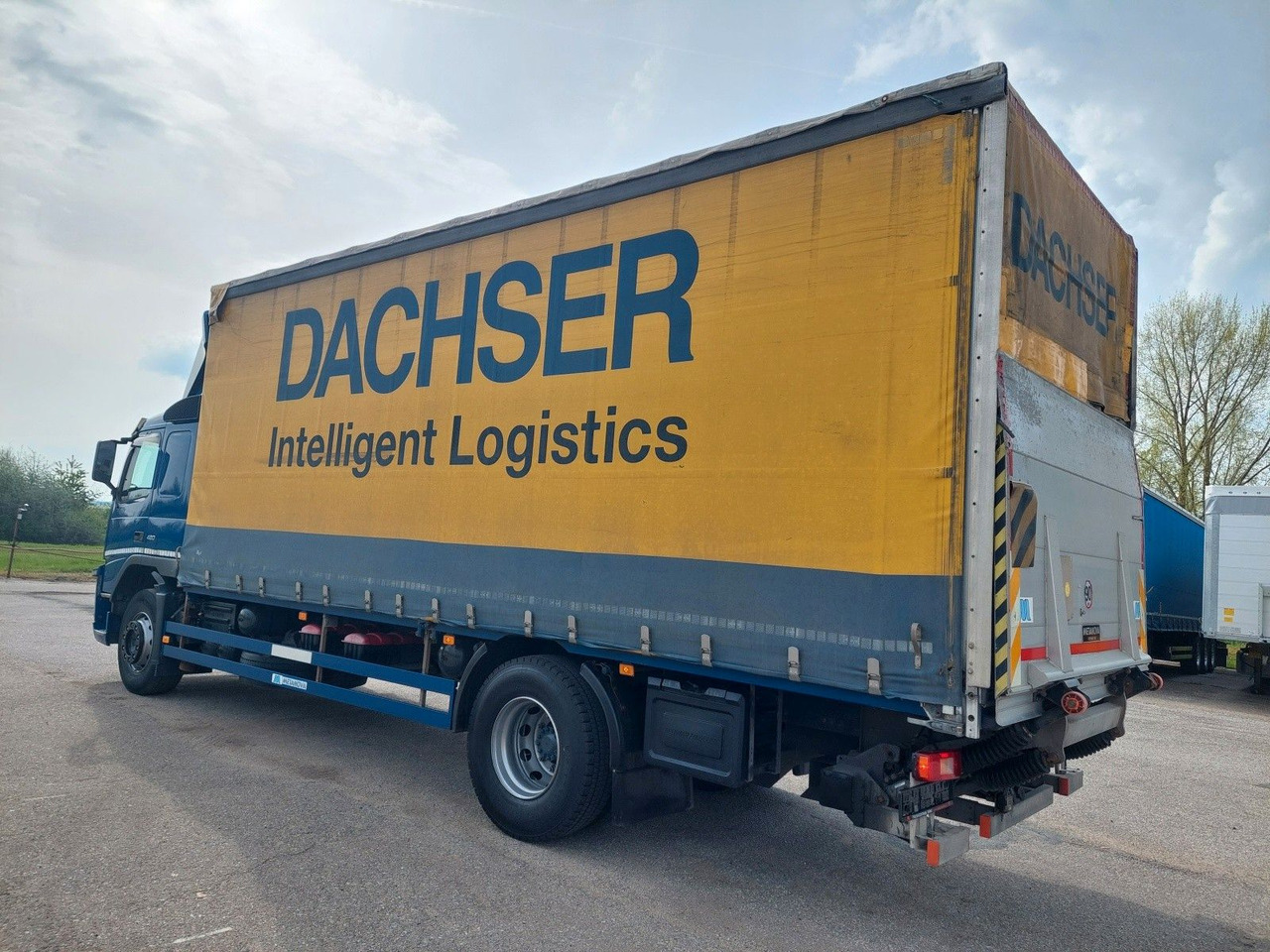Volvo FM13 420 42R 4x2 BL Edscha - Тентованный грузовик: фото 3 Volvo FM13 420 42R 4x2 BL Edscha - Тентованный грузовик: фото 3