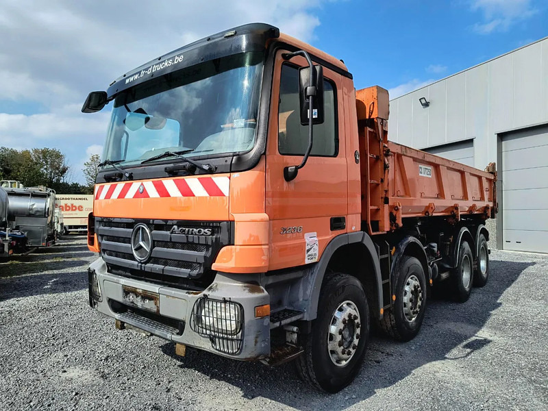 Mercedes-Benz Actros 3236 8X4 - 2 SIDE TIPPER/BI-BENNE - Самосвал: фото 1 Mercedes-Benz Actros 3236 8X4 - 2 SIDE TIPPER/BI-BENNE - Самосвал: фото 1