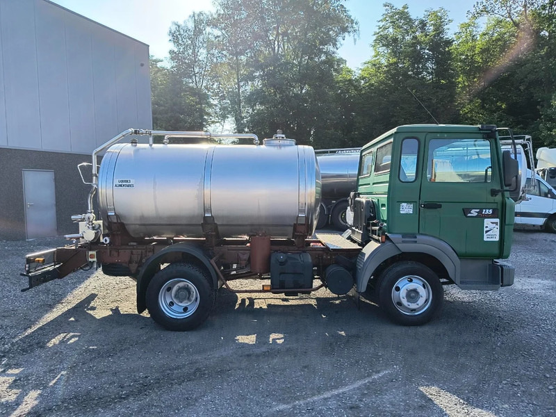 Renault Midliner S135 - ONLY 54 400KM - SMALL TANK 3680L INSULATED INOX - Грузовик-цистерна: фото 4 Renault Midliner S135 - ONLY 54 400KM - SMALL TANK 3680L INSULATED INOX - Грузовик-цистерна: фото 4