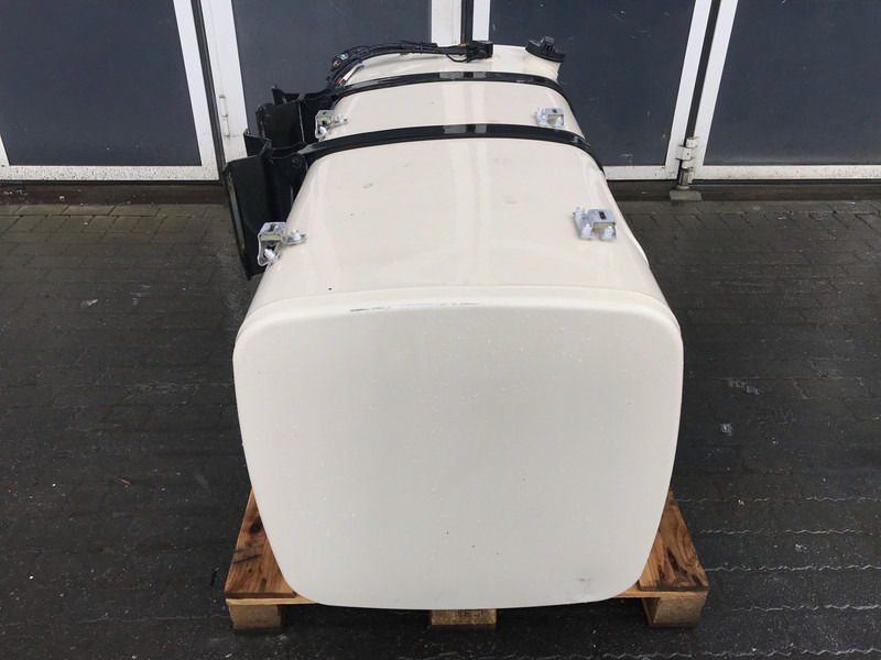 DAF Brandstoftank DAF 700 Liter 1624519 - Топливный бак для Грузовиков: фото 2 DAF Brandstoftank DAF 700 Liter 1624519 - Топливный бак для Грузовиков: фото 2