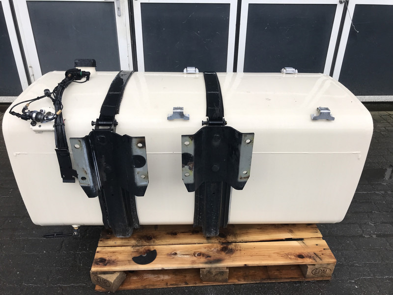 DAF Brandstoftank DAF 700 Liter 1624519 - Топливный бак для Грузовиков: фото 3 DAF Brandstoftank DAF 700 Liter 1624519 - Топливный бак для Грузовиков: фото 3