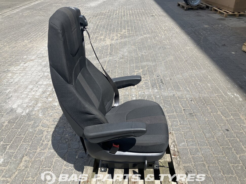 DAF XG Chauffeursstoel DAF 2296479 - Сиденье для Грузовиков: фото 2 DAF XG Chauffeursstoel DAF 2296479 - Сиденье для Грузовиков: фото 2
