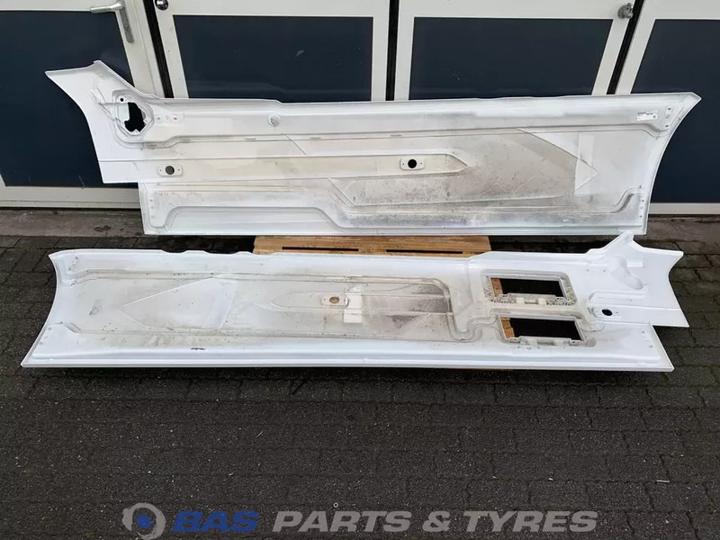 DAF XG Sideskirt Set DAF 2292740 - Кузов и экстерьер для Грузовиков: фото 4 DAF XG Sideskirt Set DAF 2292740 - Кузов и экстерьер для Грузовиков: фото 4