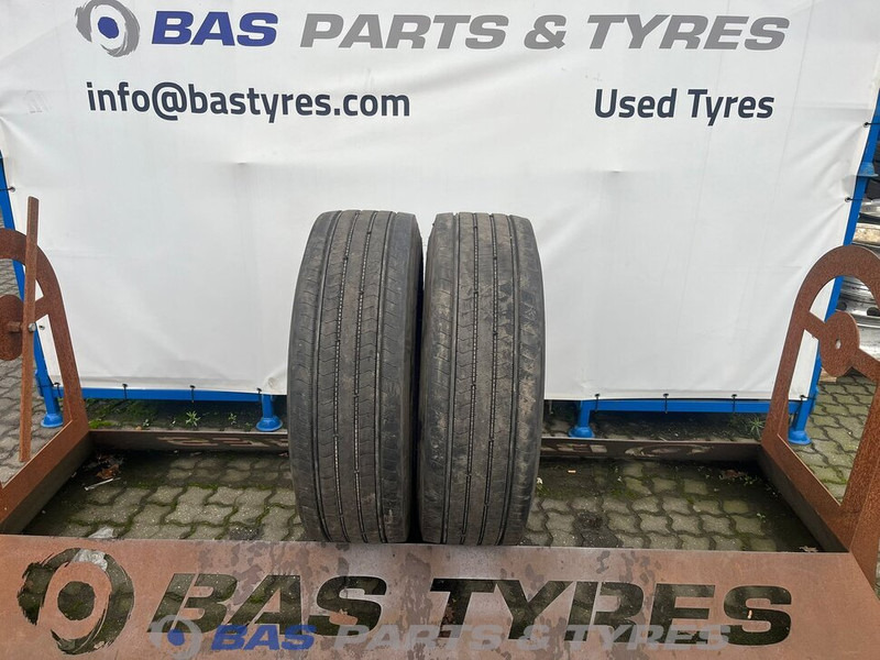 Firestone Firestone 315/70R22.5 FS422+ 154/150 M+S 3PMSF gebruikte set - Шина для Грузовиков: фото 1 Firestone Firestone 315/70R22.5 FS422+ 154/150 M+S 3PMSF gebruikte set - Шина для Грузовиков: фото 1