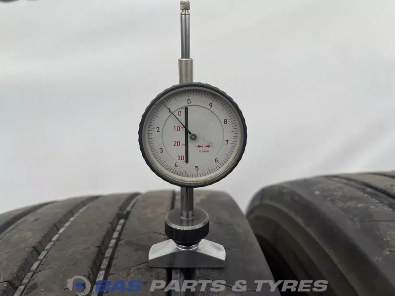 Firestone Firestone 315/70R22.5 FS422+ 154/150 M+S 3PMSF gebruikte set - Шина для Грузовиков: фото 3 Firestone Firestone 315/70R22.5 FS422+ 154/150 M+S 3PMSF gebruikte set - Шина для Грузовиков: фото 3