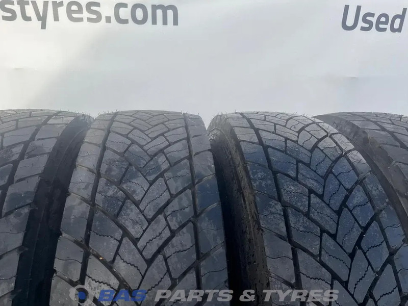 Goodyear Goodyear 295/80R22.5 152/148 K M+S 3PMSF gebruikte set - Шина для Грузовиков: фото 2 Goodyear Goodyear 295/80R22.5 152/148 K M+S 3PMSF gebruikte set - Шина для Грузовиков: фото 2