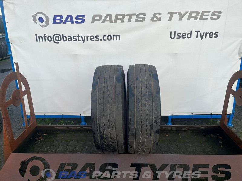 Goodyear Goodyear 315/70R22.5 156/150 M+S 3PMSF gebruikte set - Шина для Грузовиков: фото 1 Goodyear Goodyear 315/70R22.5 156/150 M+S 3PMSF gebruikte set - Шина для Грузовиков: фото 1