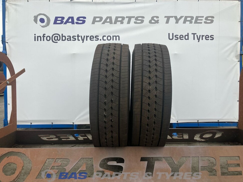 Goodyear Goodyear 315/70R22.5 156/150 M+S 3PMSF gebruikte set - Шина для Грузовиков: фото 1 Goodyear Goodyear 315/70R22.5 156/150 M+S 3PMSF gebruikte set - Шина для Грузовиков: фото 1
