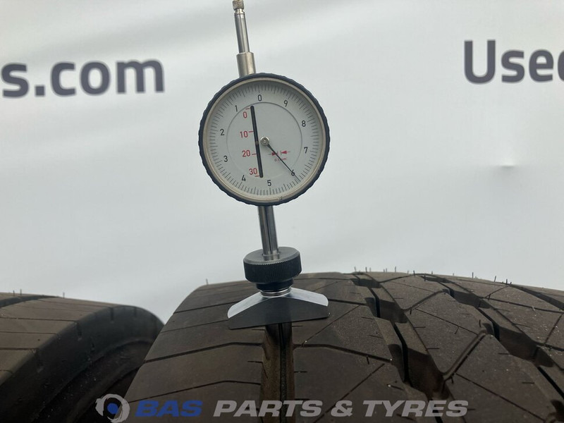 Goodyear Goodyear 315/70R22.5 156/150 M+S 3PMSF gebruikte set - Шина для Грузовиков: фото 3 Goodyear Goodyear 315/70R22.5 156/150 M+S 3PMSF gebruikte set - Шина для Грузовиков: фото 3
