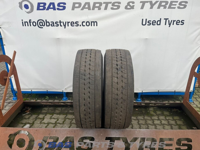 Goodyear Goodyear 315/70R22.5 Kmax S HL G2 156/150 M+S 3PMSF gebruikte set - Шина для Грузовиков: фото 1 Goodyear Goodyear 315/70R22.5 Kmax S HL G2 156/150 M+S 3PMSF gebruikte set - Шина для Грузовиков: фото 1