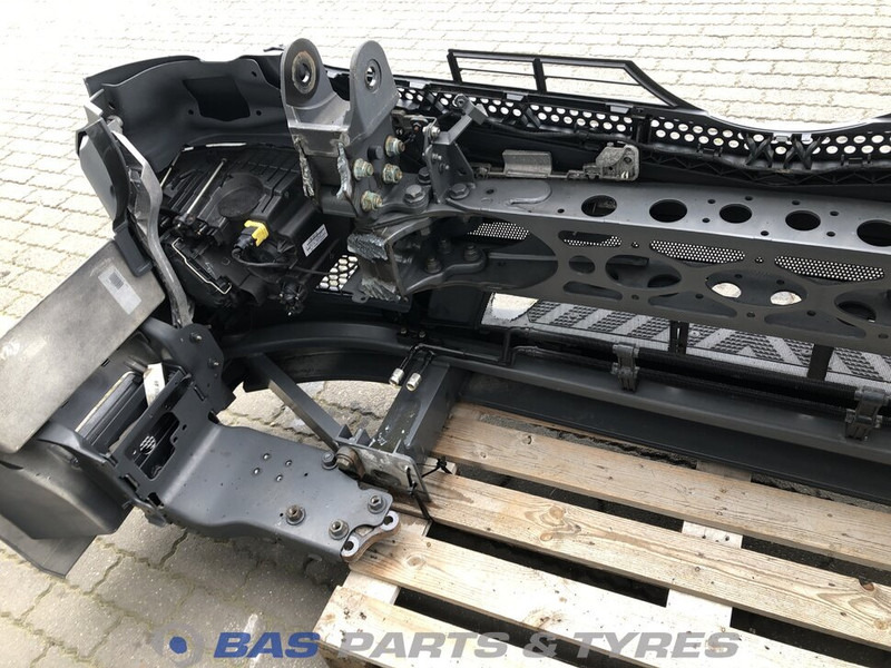 Mercedes-Benz Antos MP4 Bumper Mercedes A 960 310 23 22 - Бампер для Грузовиков: фото 4 Mercedes-Benz Antos MP4 Bumper Mercedes A 960 310 23 22 - Бампер для Грузовиков: фото 4