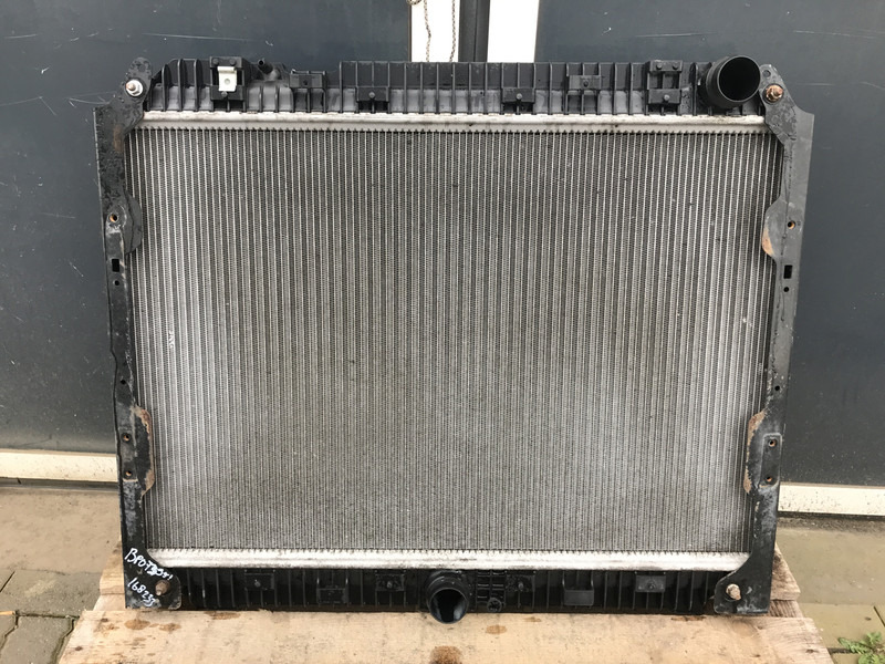 Mercedes-Benz Antos MP4 Radiator Mercedes OM936LA 240 A 960 500 29 01 - Радиатор для Грузовиков: фото 1 Mercedes-Benz Antos MP4 Radiator Mercedes OM936LA 240 A 960 500 29 01 - Радиатор для Грузовиков: фото 1