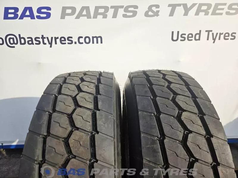 Pirelli Pirelli 385/65R22.5 G02 Pro Multiaxle 164/158 K M+S 3PMSF gebruikte set - Шина для Грузовиков: фото 2 Pirelli Pirelli 385/65R22.5 G02 Pro Multiaxle 164/158 K M+S 3PMSF gebruikte set - Шина для Грузовиков: фото 2
