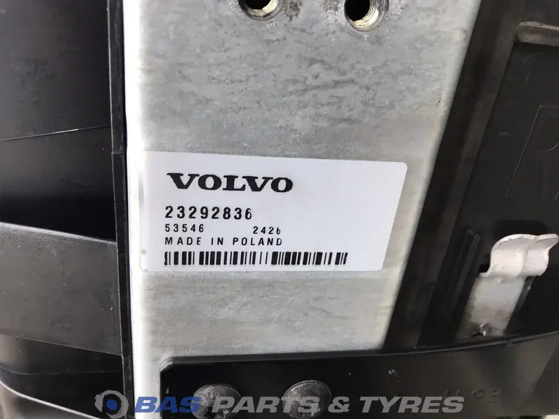 Volvo FH4 - Радиатор для Грузовиков: фото 3 Volvo FH4 - Радиатор для Грузовиков: фото 3