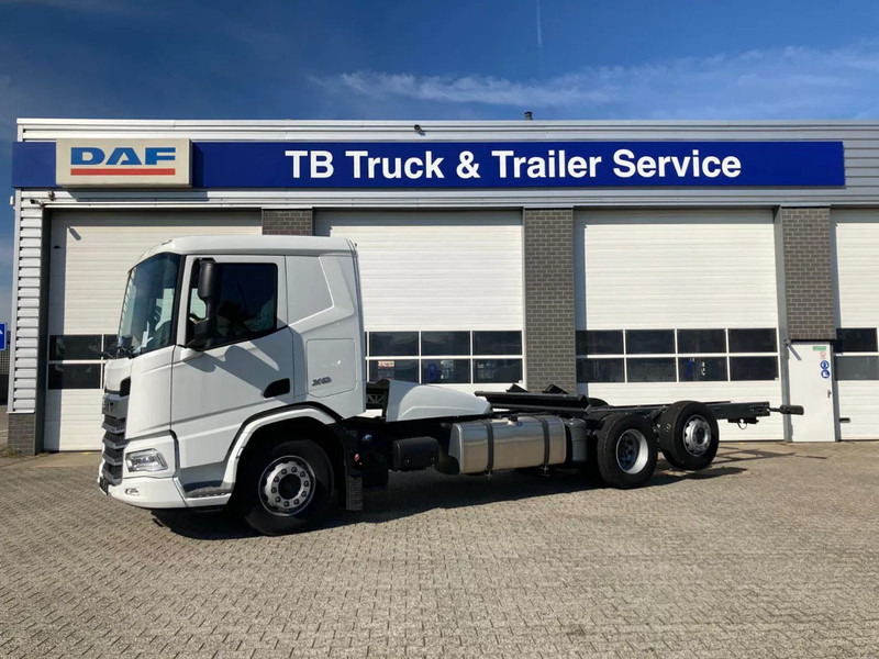 DAF XD 450 FAN CHASSIS SLEEPER CAB PTO STEERING LIFTAXLE 480WB - NEW - Грузовик-шасси: фото 1 DAF XD 450 FAN CHASSIS SLEEPER CAB PTO STEERING LIFTAXLE 480WB - NEW - Грузовик-шасси: фото 1