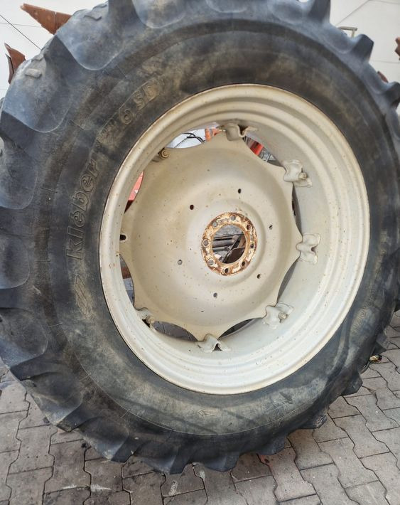 Części do Ciągnika Massey Ferguson MF 3000, 6000 Koła tylne 18,4R38 do ciągnika MF - Колесо для Сельскохозяйственной техники: фото 5 Części do Ciągnika Massey Ferguson MF 3000, 6000 Koła tylne 18,4R38 do ciągnika MF - Колесо для Сельскохозяйственной техники: фото 5