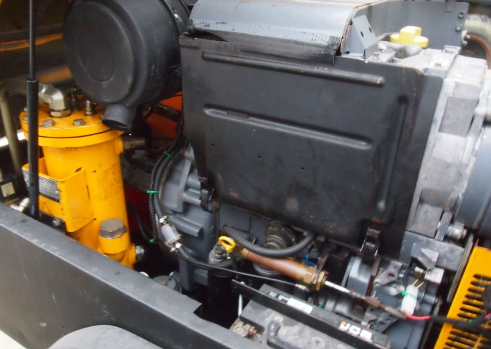 Kompresor Ingersoll Rand IR P130WD 2000 Kompresor Ingersoll Rand P130WD 30 kW - Воздушный компрессор: фото 5 Kompresor Ingersoll Rand IR P130WD 2000 Kompresor Ingersoll Rand P130WD 30 kW - Воздушный компрессор: фото 5