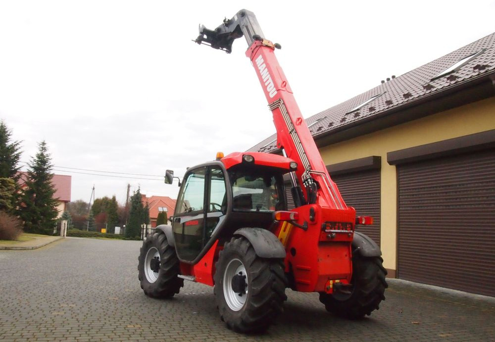 Ładowarka teleskopowa Manitou MLT 735-120LSU 2012 Manitou Silnik Mercedes - Телескопический погрузчик: фото 3 Ładowarka teleskopowa Manitou MLT 735-120LSU 2012 Manitou Silnik Mercedes - Телескопический погрузчик: фото 3