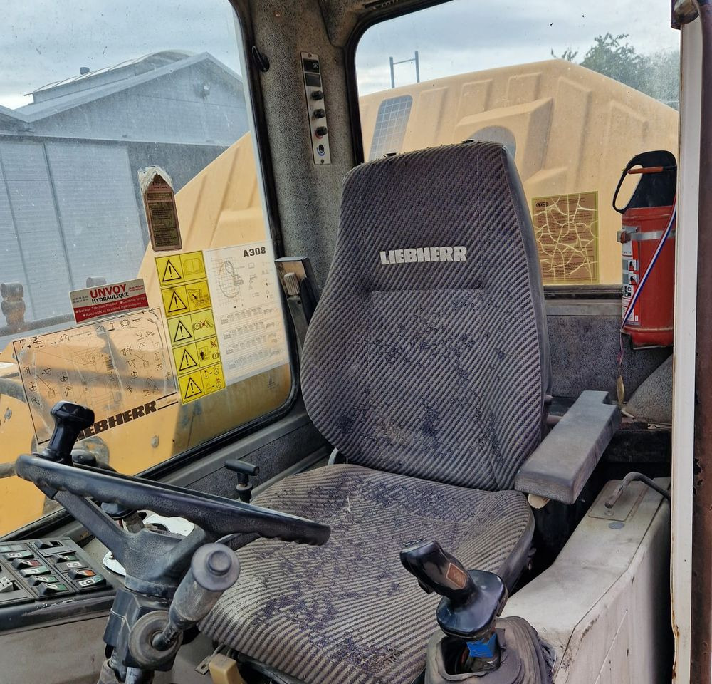Pozostałe części Liebherr Liebherr A308 1999 Koparka kołowa Liebherr 308 - Экскаватор: фото 2 Pozostałe części Liebherr Liebherr A308 1999 Koparka kołowa Liebherr 308 - Экскаватор: фото 2