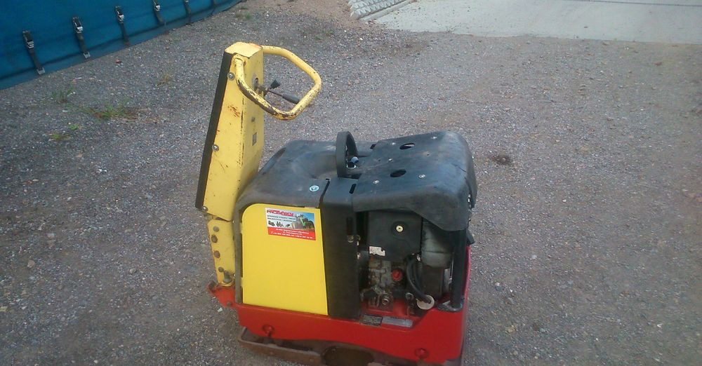 Ubijarka Dynapac LH 300 2006 - Виброплита: фото 2 Ubijarka Dynapac LH 300 2006 - Виброплита: фото 2